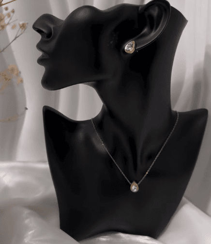 Gold Jewelry Set at Sunnies by Mel, Harare — view 1 of 4