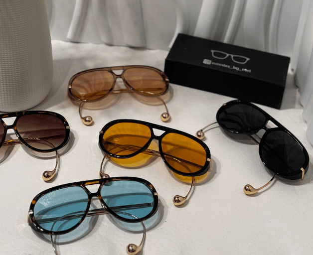 Large Double Bridge Female at Sunnies by Mel, Harare