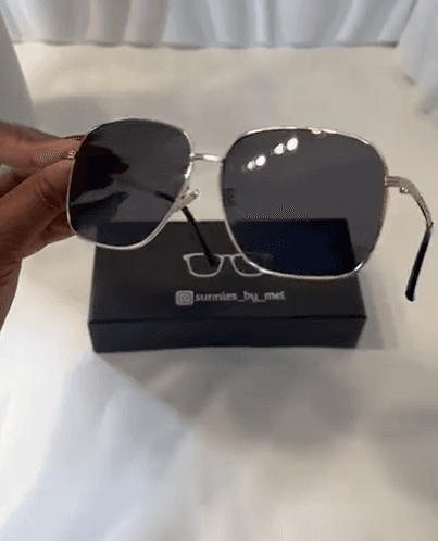 Square Large Frame at Sunnies by Mel, Harare