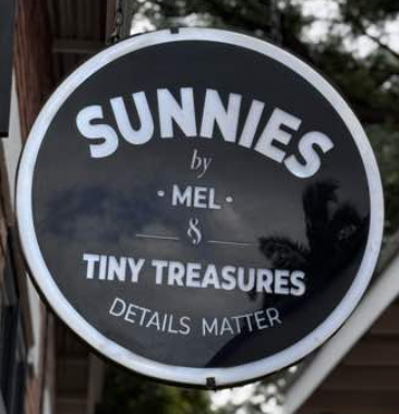 Sunnies by Mel